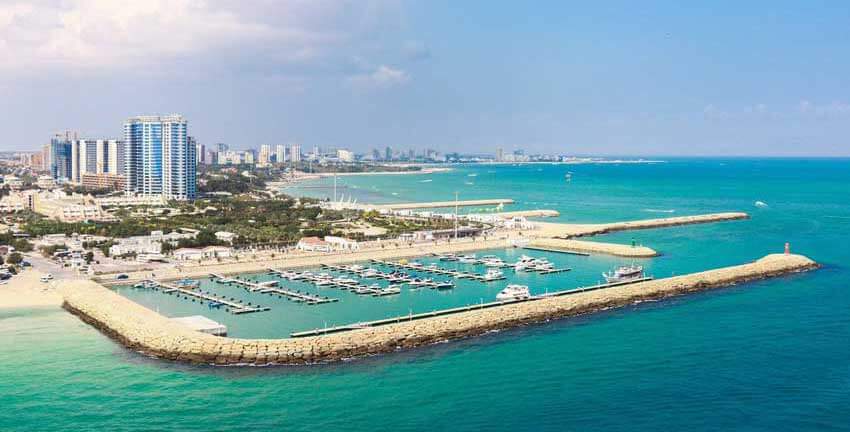 مناطق آزاد تجاری صنعتی در ایران